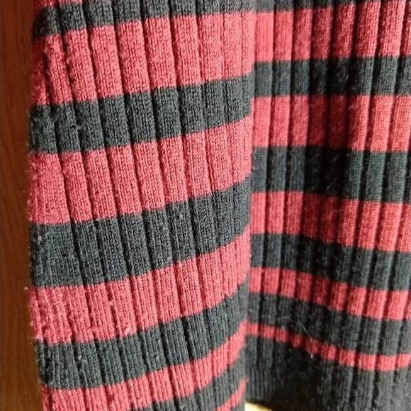Lane Bryant Red Ribbed Striped Sweater Large missing tags 3/4 sleeves crew neck - Picture 11 of 11